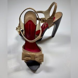 CESARE PACIOTTI Tan and Black Bow Heels 👠